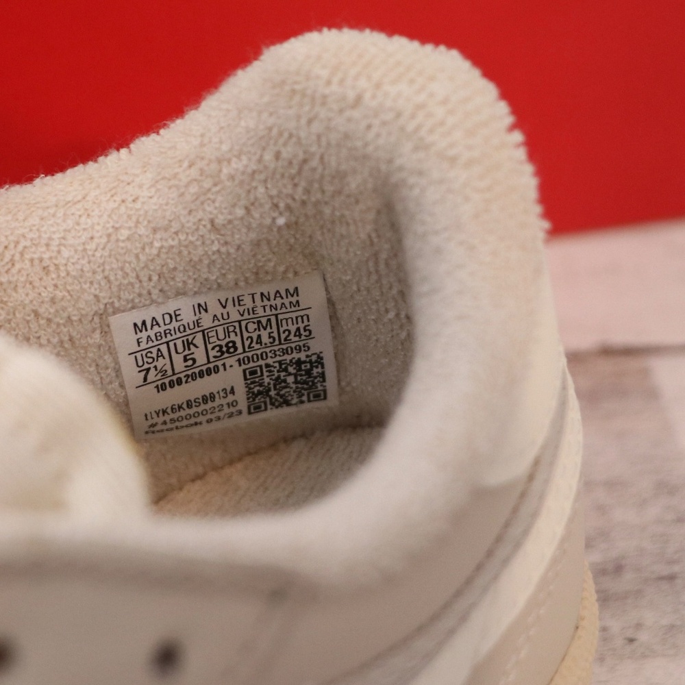 Reebok Women's Club C Revenge Sneaker, Stucco/Vintage Chalk/Paperwhite, 7.5 - Picture 5 of 10